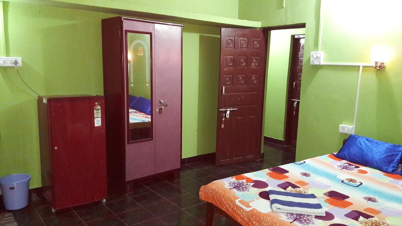 Savitri Guest House Arambol Esterno foto